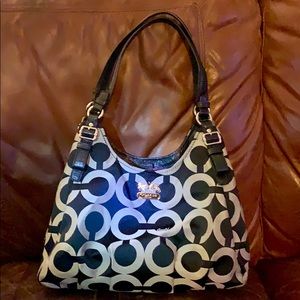 Coach Madison Maggie Op Art Signature Bag 🎉